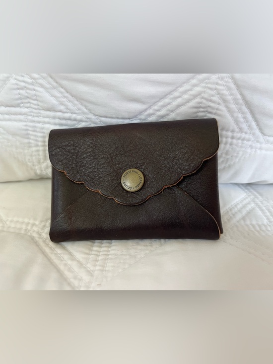 Portland Leather Accessories - 🌼 🐻 NEW PLG Daisy Card Case Grizzly